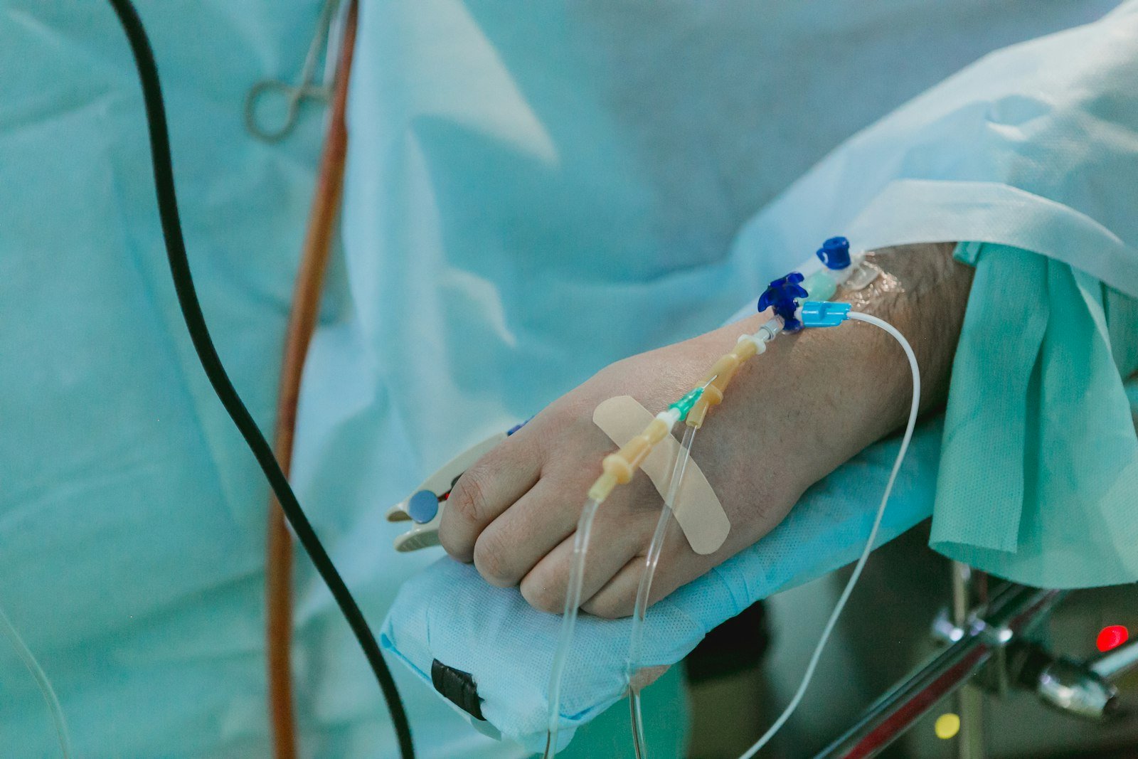 Clinical monitoring during ovarian cancer surgery at Kapadia Hospital, Mumbai