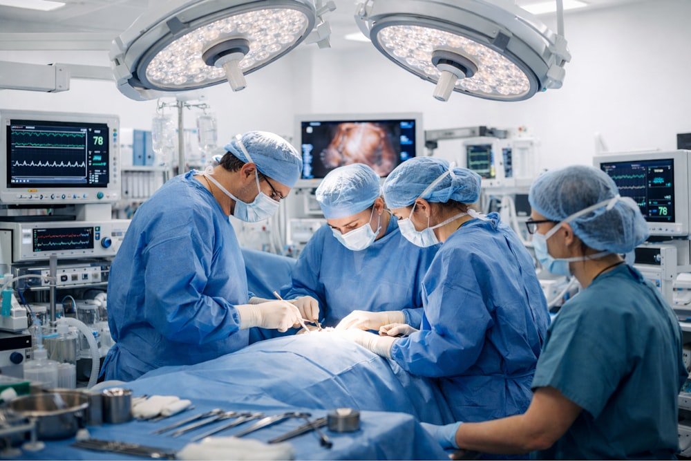 Laparoscopic keyhole surgery in a modern operating theatre at Kapadia Hospital, Mumbai